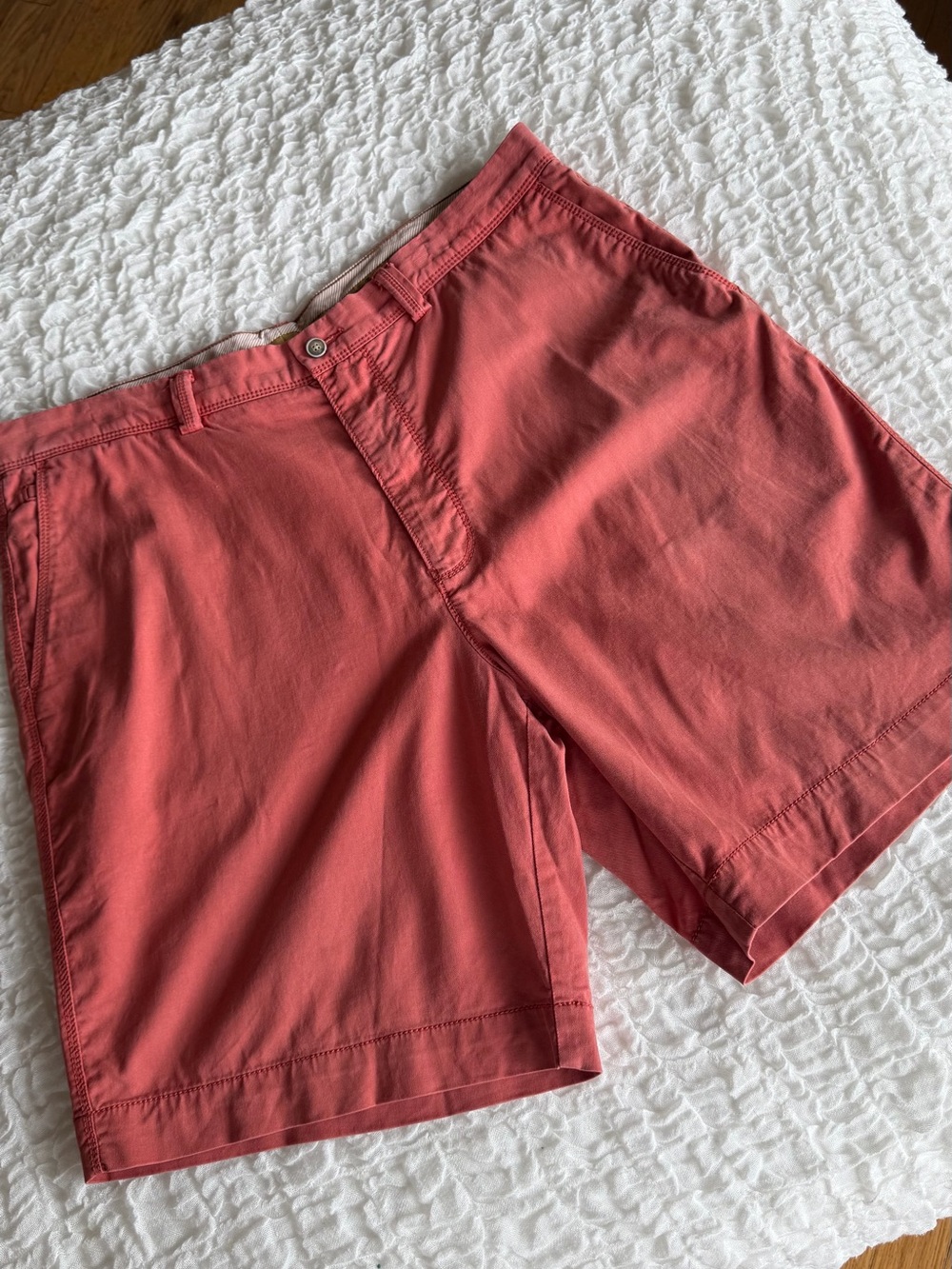 Tommy Bahama Chip Shot Island Zone 9” Golf Shorts in Red Ginger Size 38 - Picture 5 of 15